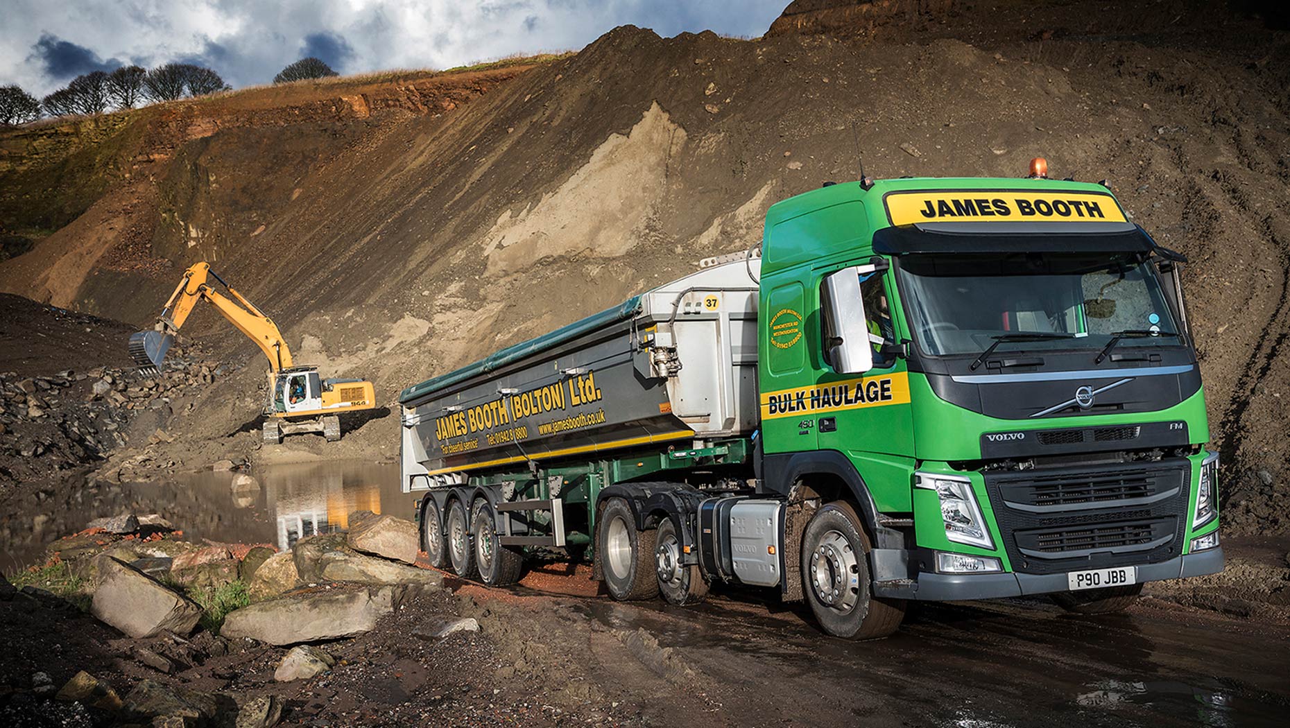 Five payload friendly FM tractor units seal the deal for James booth ...
