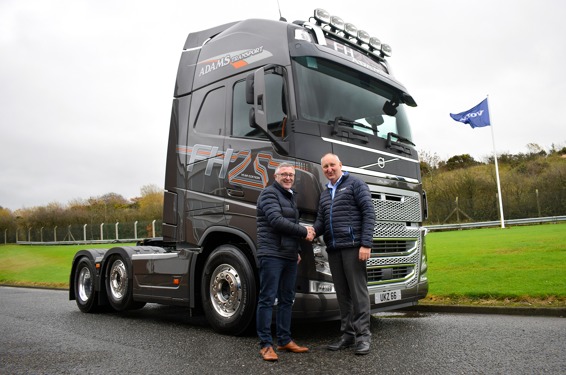 A Volvo FH 25-Year Special Edition Provides the Perfect Tribute