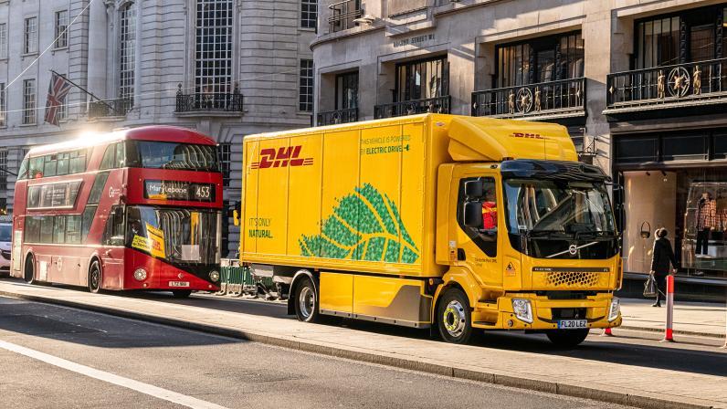 DHL supply chain takes to the road with UK's first electric 16-tonne truck