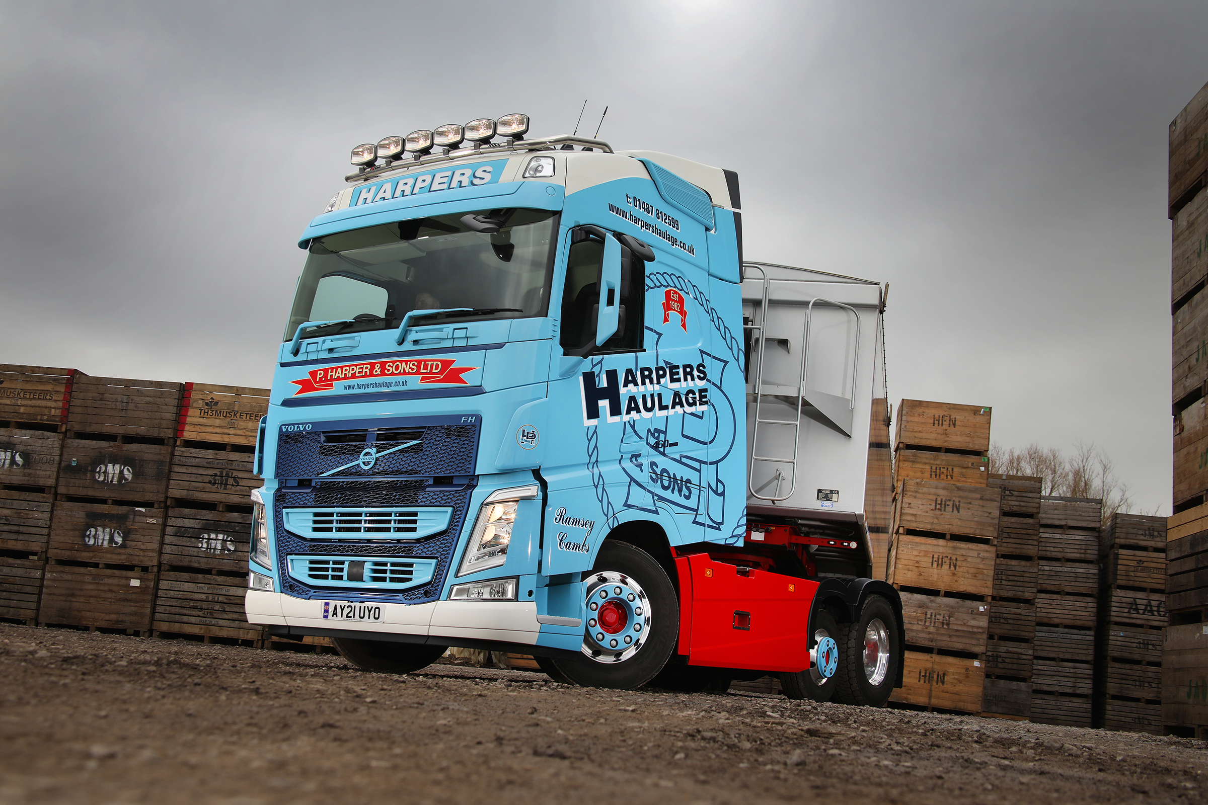 Volvo FH with I-Save hits the right notes for P Harper & Sons