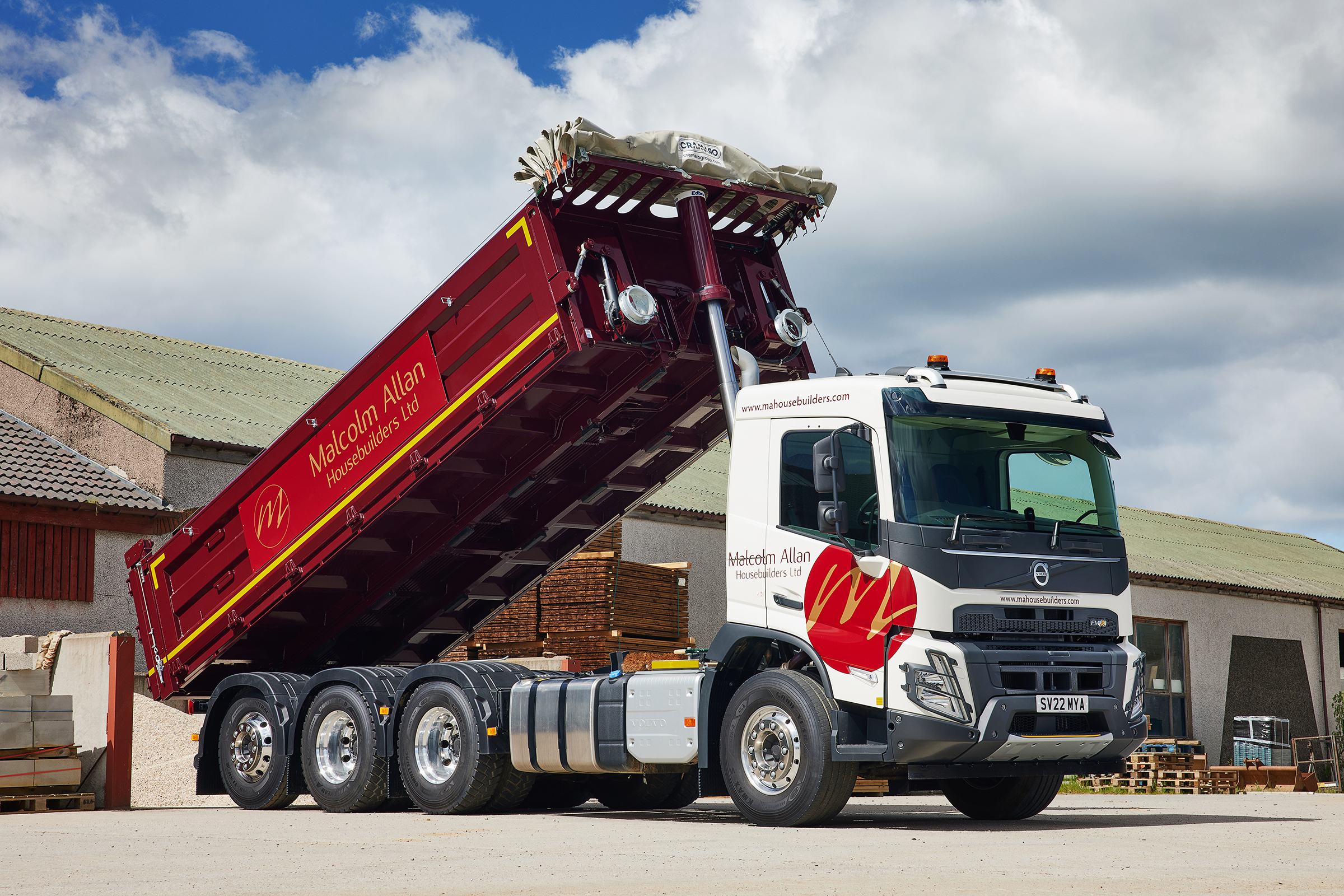 Volvo FMX 540 8x4, dumpers / tippers 2019-11 m.